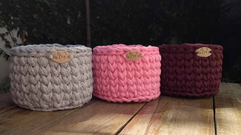 Ambientes decorados con cestas tejidas artesanales